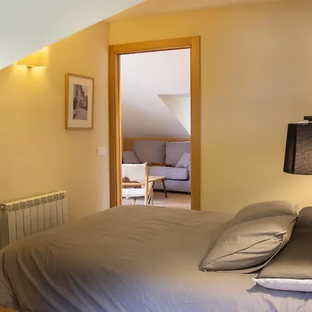 Areny - L'amfitriona Apartment *